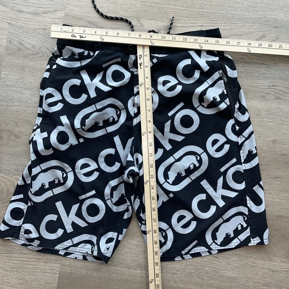 MENS ECKO UNLTD RHINO BLACK LINED SHORTS SIZE L swim Board Surf Skate Y2K